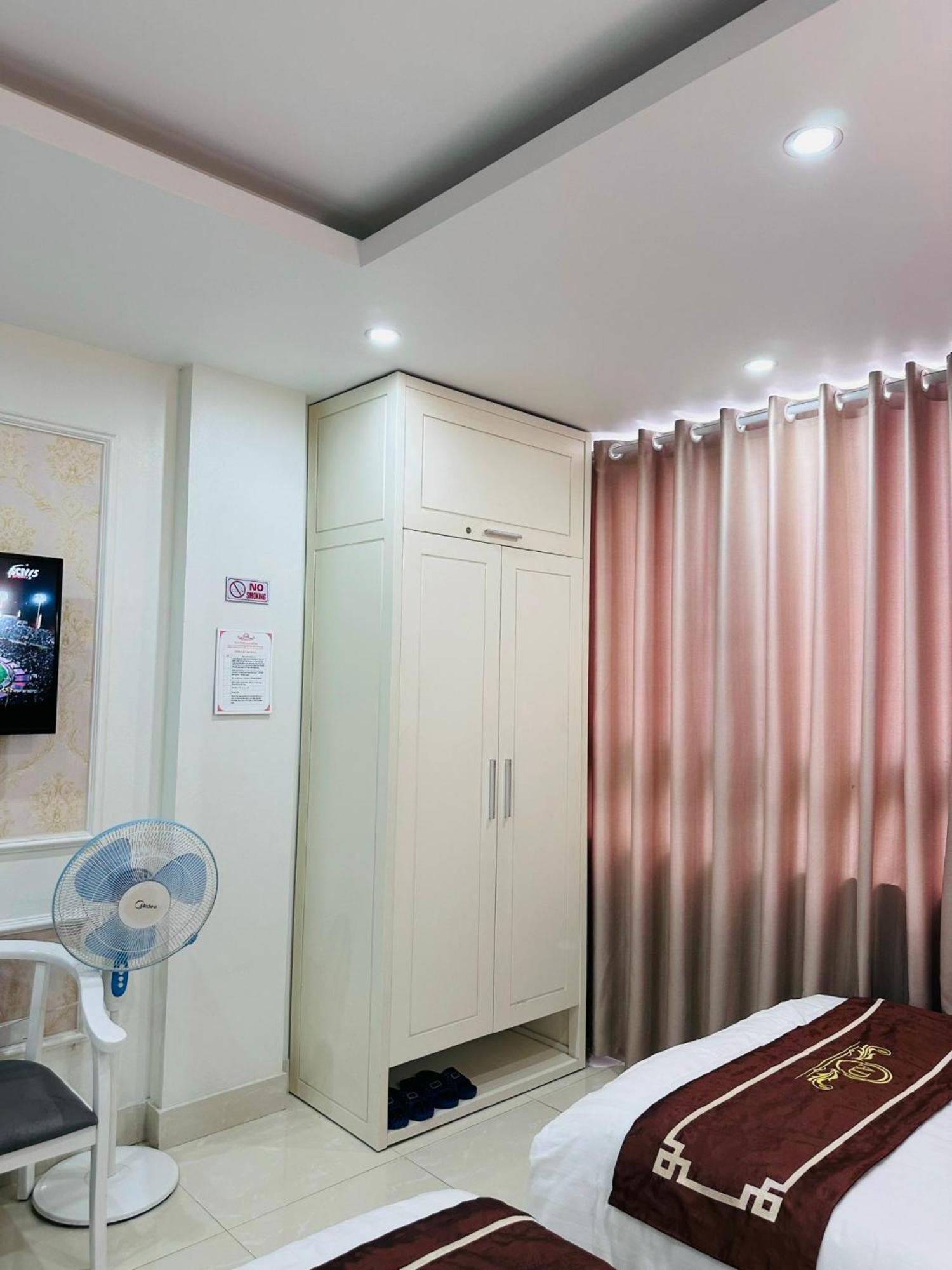 Nha Nghi Anh Dung Bed & Breakfast Ha Long Exterior photo